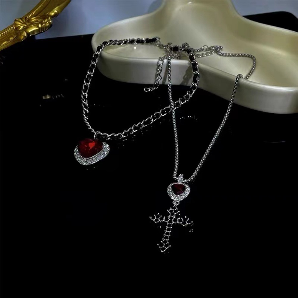 Punk Grunge Red Heart Crystal  - Layered Pendant Necklace Aesthetic recension och pris
